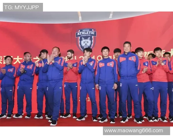 西安足球队逆袭之路揭秘：从默默无闻到奥运舞台的辉煌历程